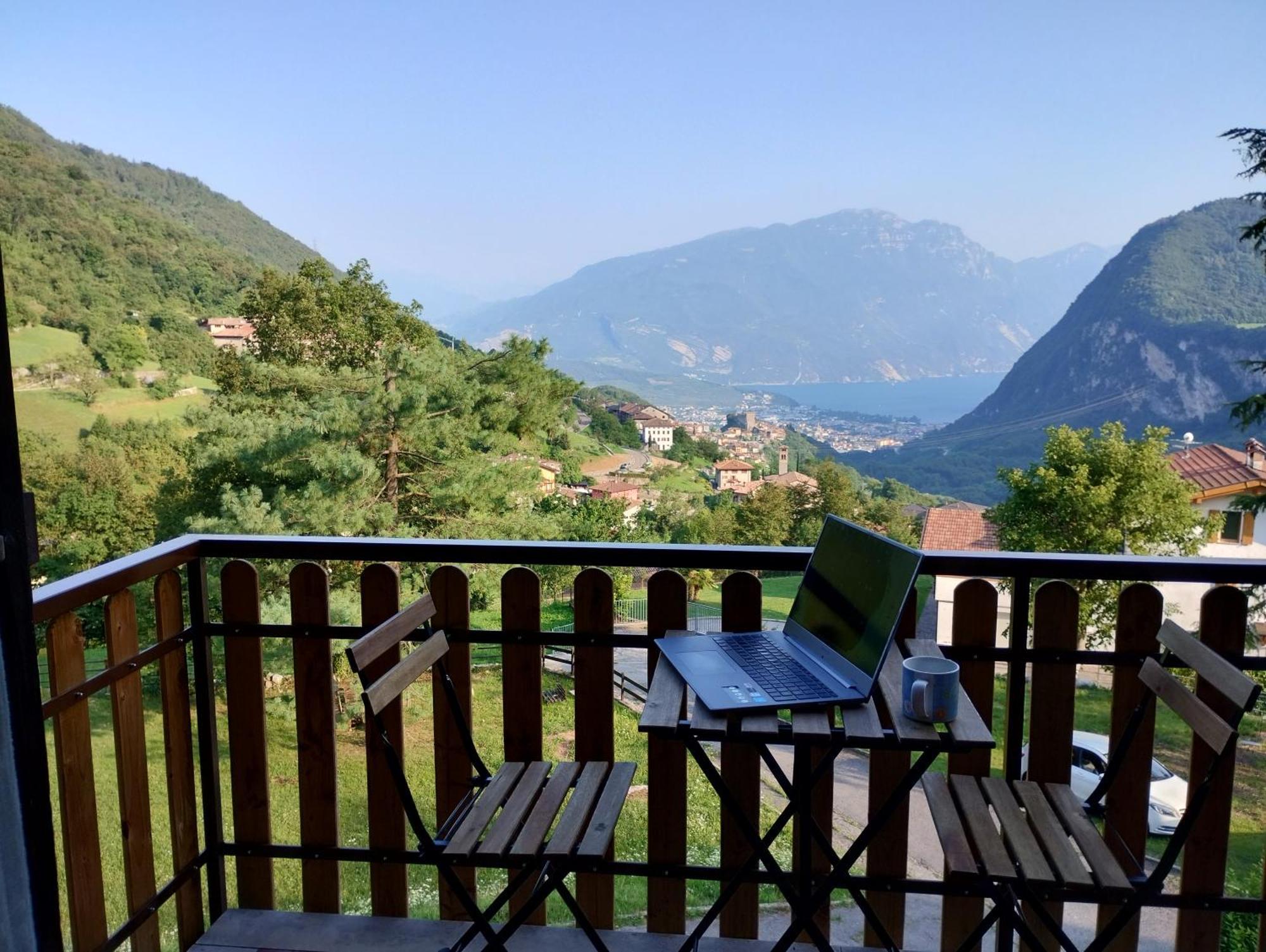 La Rustica Sul Lago Di Tenno Mansarda Eksteriør billede